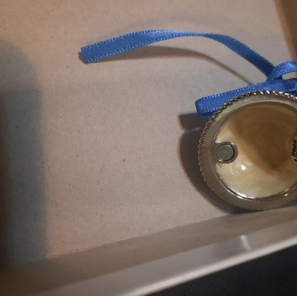 Charm - Picture 3 of 3